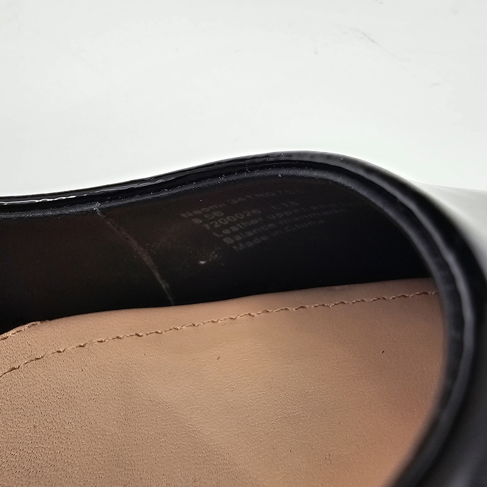 Taryn Rose Black Women's Shoes - Picture 5 of 5